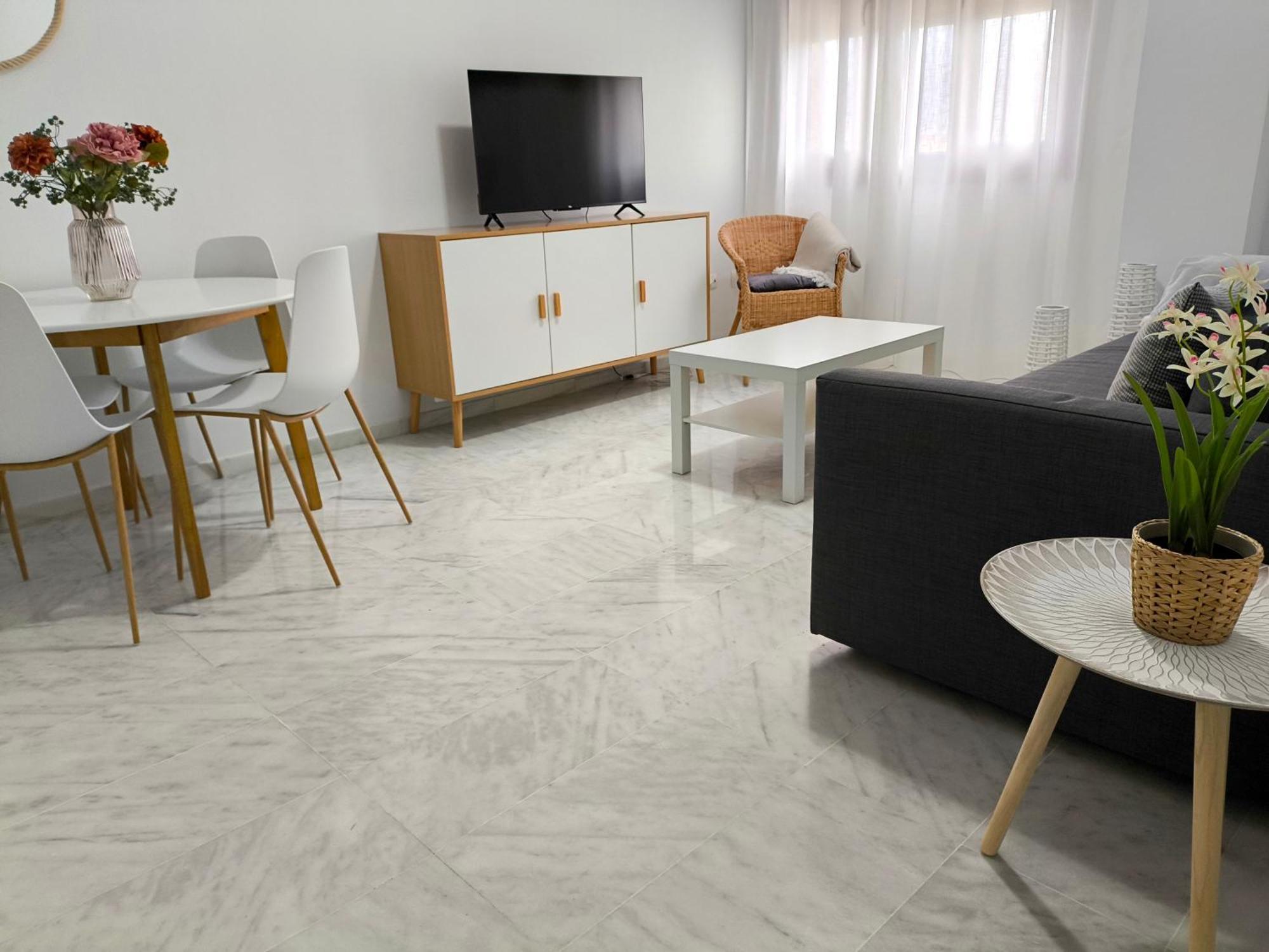 Apartamento Acogedor - Piscina - Parking — Fotos 3